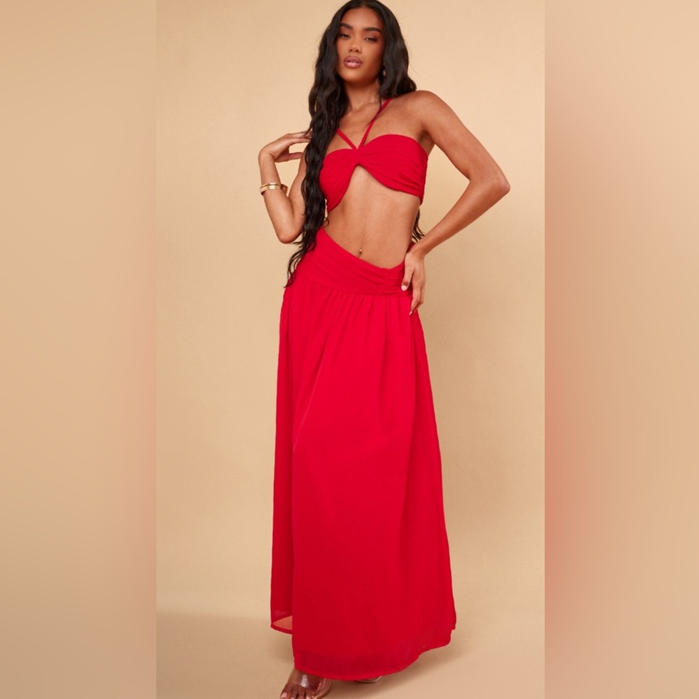 Pretty Little thing 2 piece skirt & top set